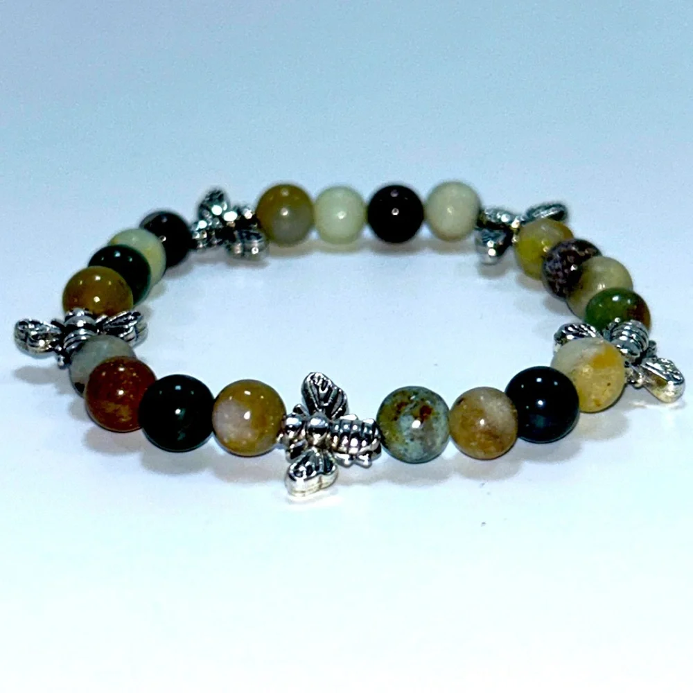 Handmade Bumble Bee Charm Bracelet with Natural Indian Agate Stones! - Picture 5 of 5